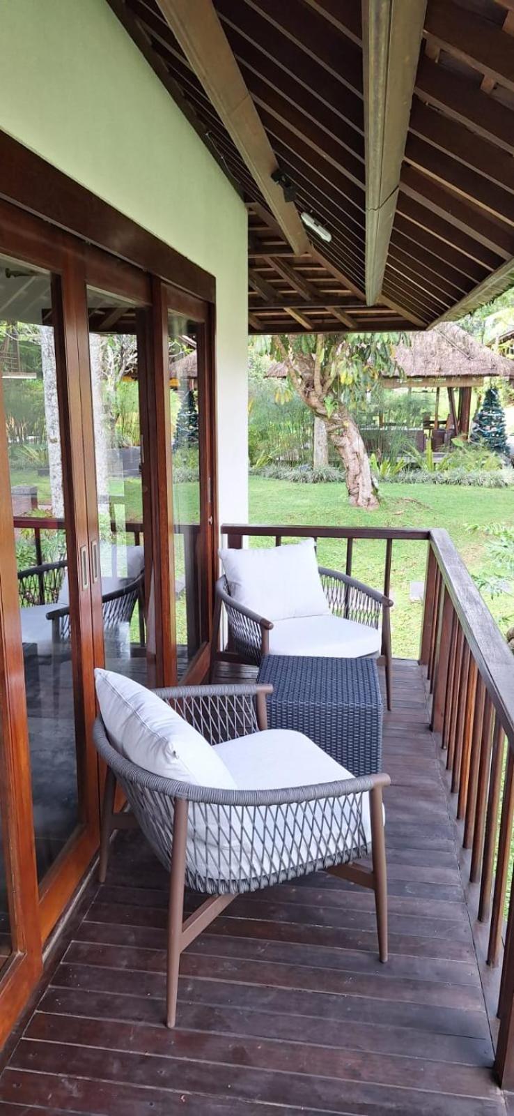 Awan Putih Resort Паянган Экстерьер фото